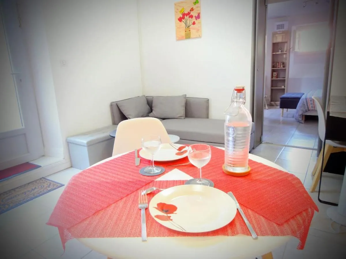 Appartement Au Petit Marcadal **sanctuaires, hôpital, gare** à Lourdes